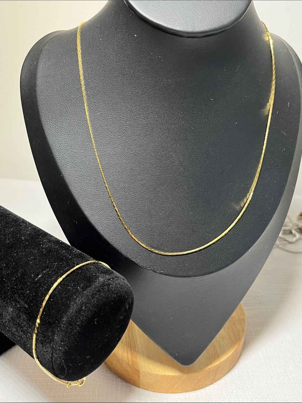 New Gold Herringbone Chain Necklace & bracelet 
Korea